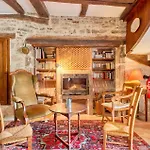 Holiday home 2 Bedroom Stunning In Condat-sur-Vezere