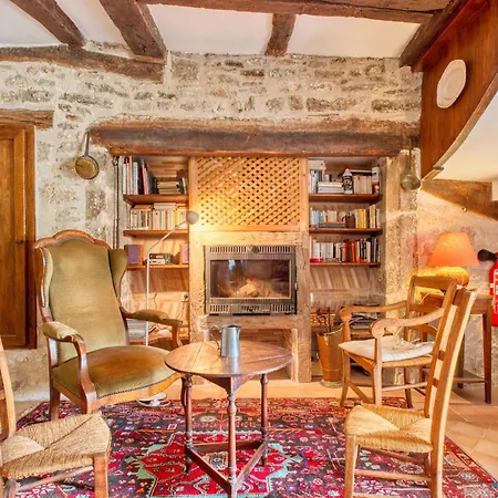 Tatil Evi 2 Bedroom Beautiful In Condat-sur-Vezere