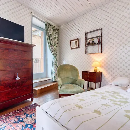 2 Bedroom Beautiful In *