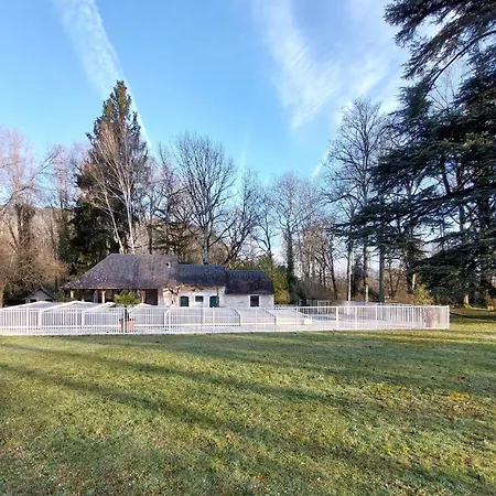 2 Bedroom Beautiful In Condat-sur-Vezere