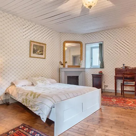 Tatil Evi 2 Bedroom Beautiful In Condat-sur-Vezere