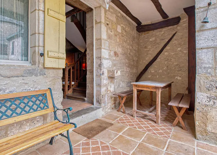Lovely In Ferienhaus Condat-sur-Vezere